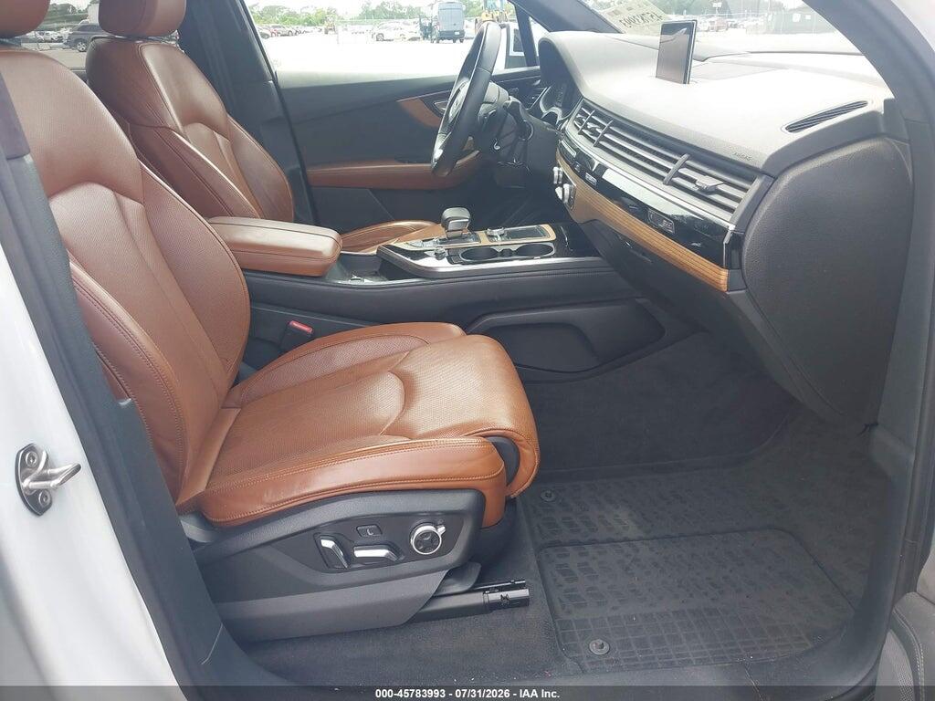 WA1VAAF72HD030211 2017 AUDI Q7 photo no. 5