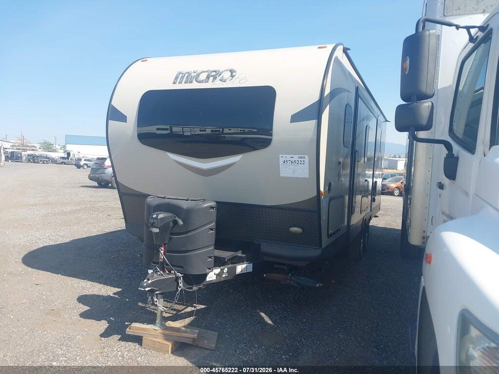 4X4TFLA25KD425636 2019 FLAGSTAFF OTHER photo no. 2