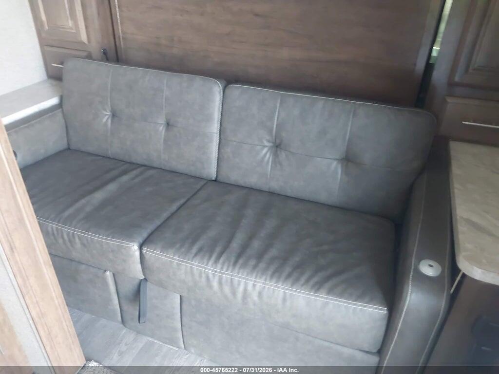 4X4TFLA25KD425636 2019 FLAGSTAFF OTHER photo no. 5