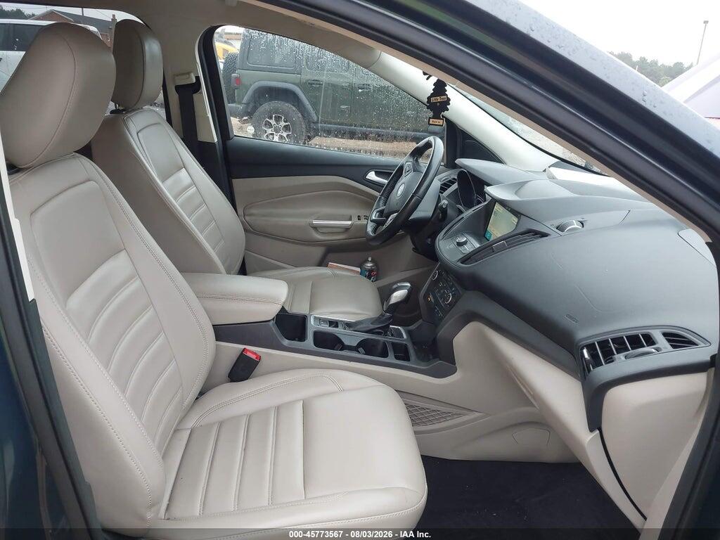 1FMCU0HD0KUA11242 2019 FORD ESCAPE photo no. 5