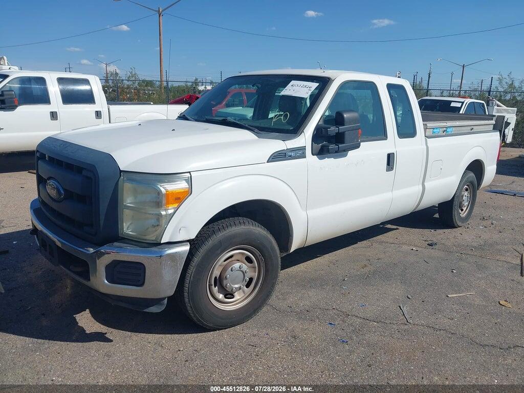 1FT8X3A63FED45165 2015 FORD F-350 photo no. 2