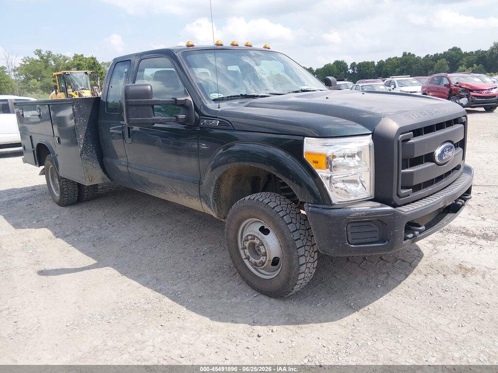 1FD8X3H68FED32025 2015 FORD F-350 CHASSIS photo no. 1