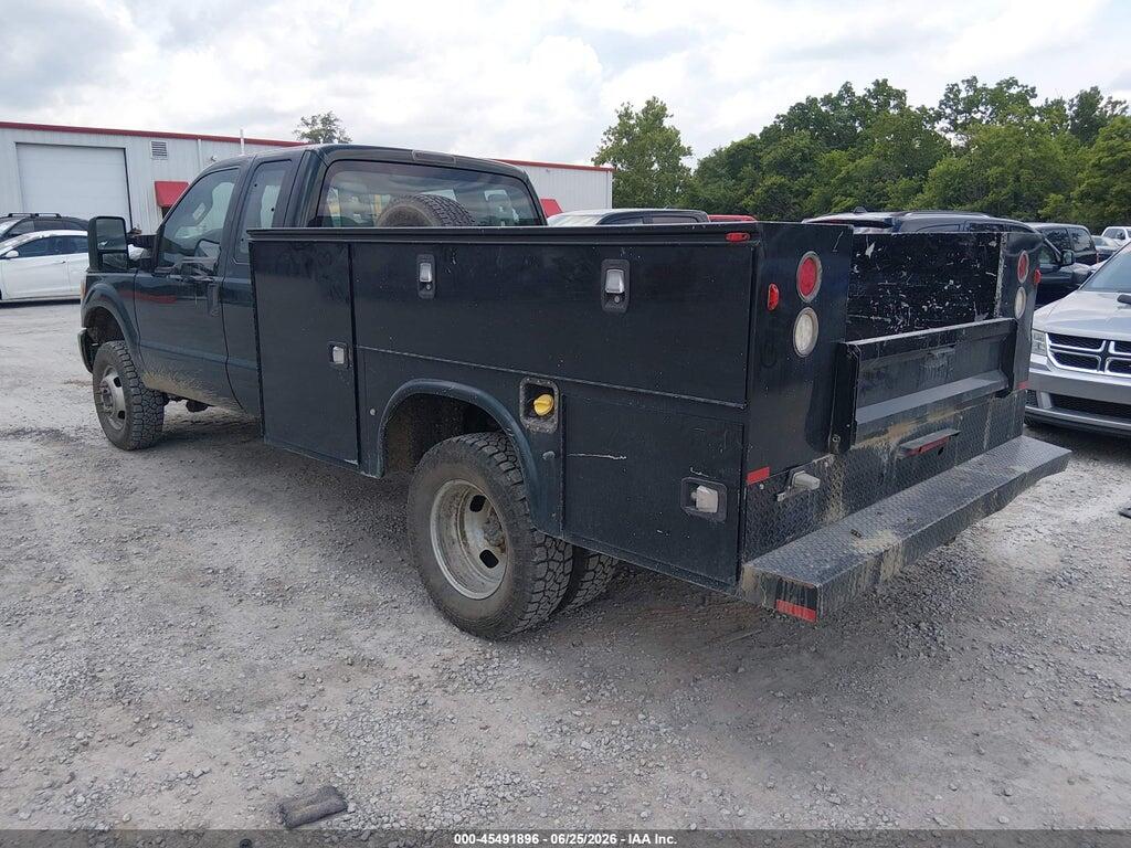 1FD8X3H68FED32025 2015 FORD F-350 CHASSIS photo no. 3