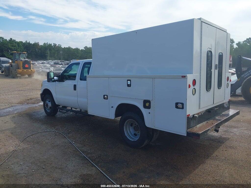 1FD8X3H68FEA89509 2015 FORD F-350 CHASSIS photo no. 3