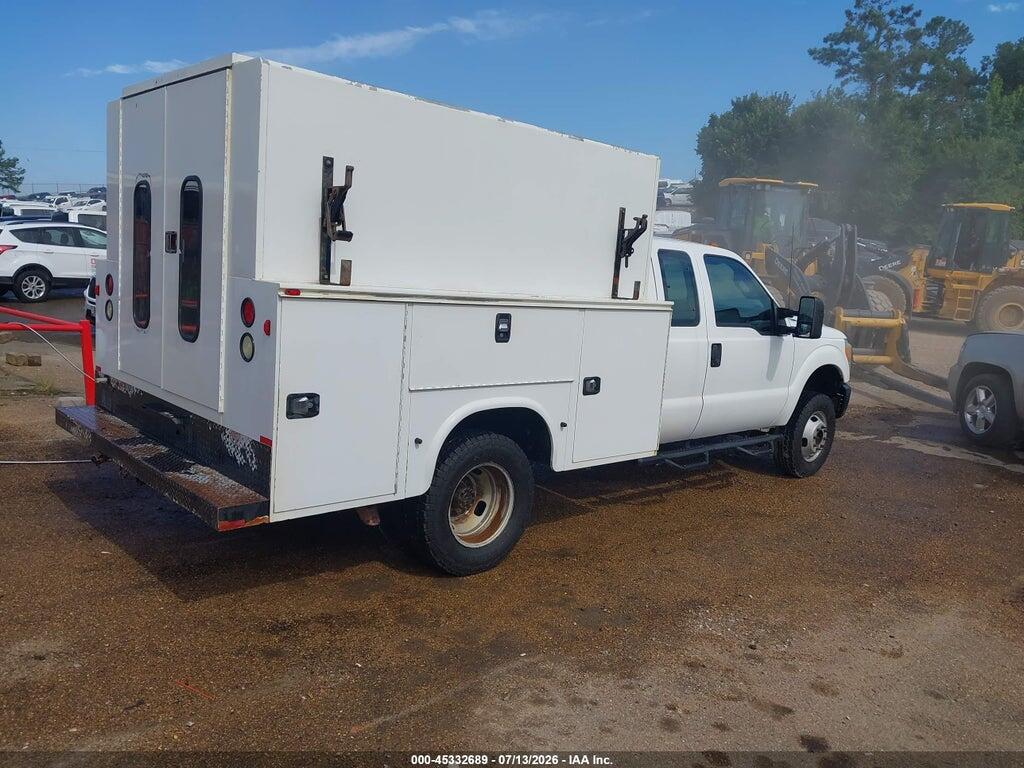 1FD8X3H68FEA89509 2015 FORD F-350 CHASSIS photo no. 4