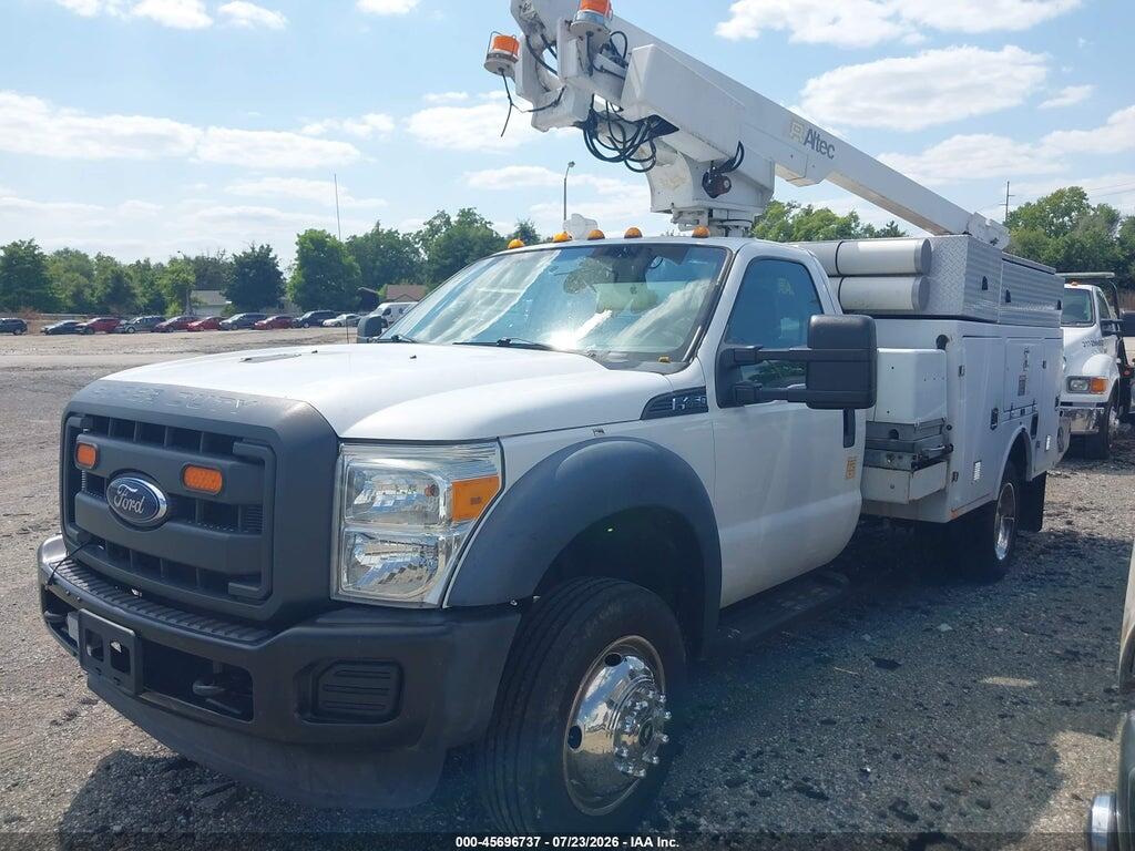 1FDUF4GY9FEC93374 2015 FORD F-450 CHASSIS photo no. 2
