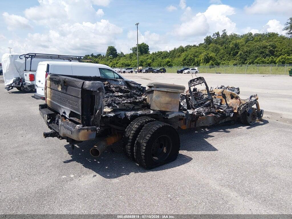 1FTRF3CT1LEC97915 2020 FORD F-350 photo no. 3