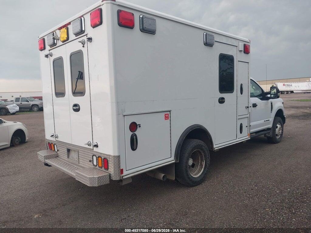 1FDRF3HT0LED62595 2020 FORD F-350 CHASSIS photo no. 4