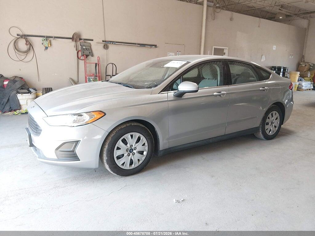 3FA6P0G72LR140389 2020 FORD FUSION photo no. 2