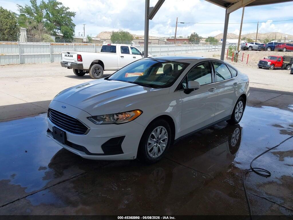 3FA6P0G71LR201568 2020 FORD FUSION photo no. 2