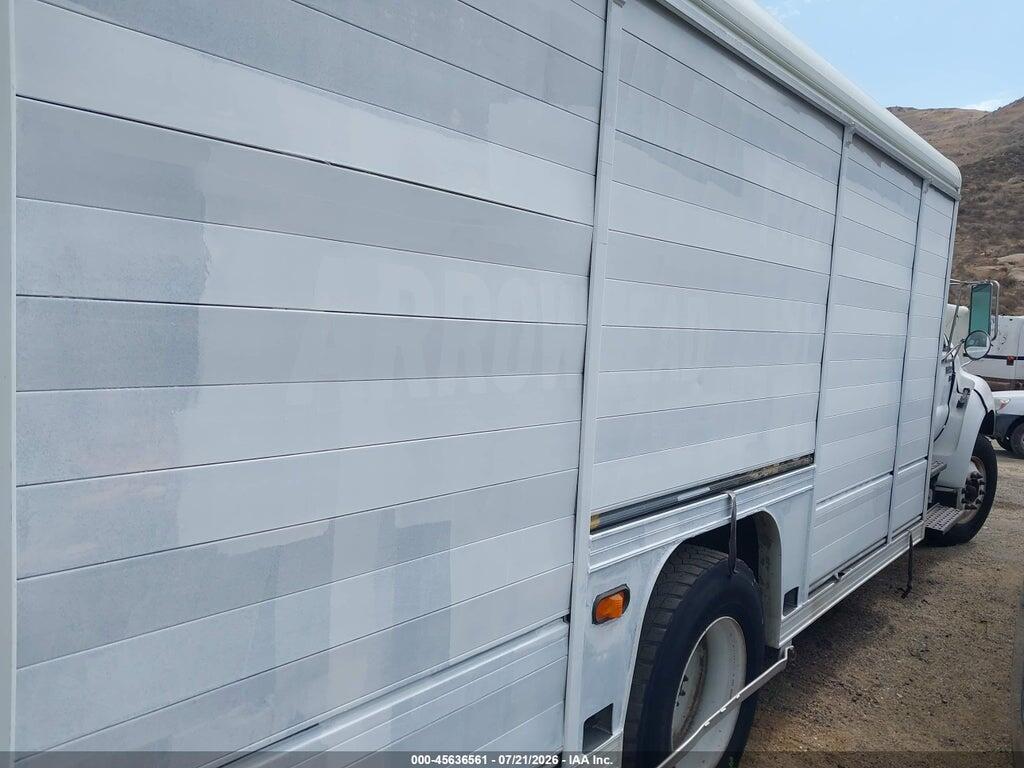 3FRPF6HD8FV704876 2015 FORD F-650 GAS photo no. 4
