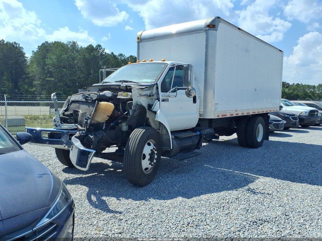 3FRNF7FC5FV680155 2015 FORD F-750 photo no. 2