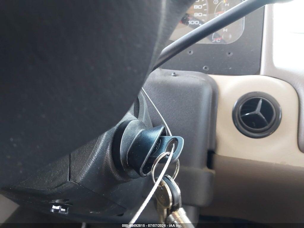 1F65F5DY8F0A08053 2015 FORD F53 photo no. 11