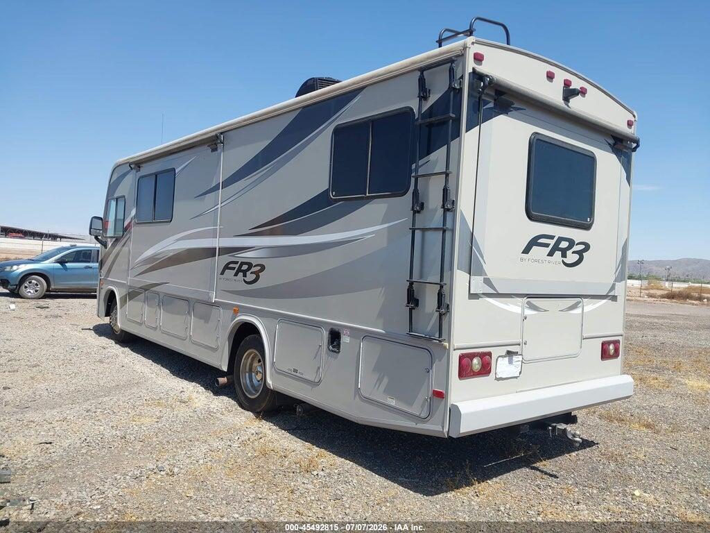 1F65F5DY8F0A08053 2015 FORD F53 photo no. 3