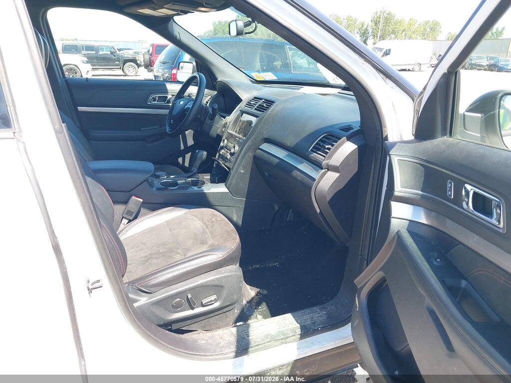 1FM5K8D83JGC82881 2018 FORD EXPLORER photo no. 5