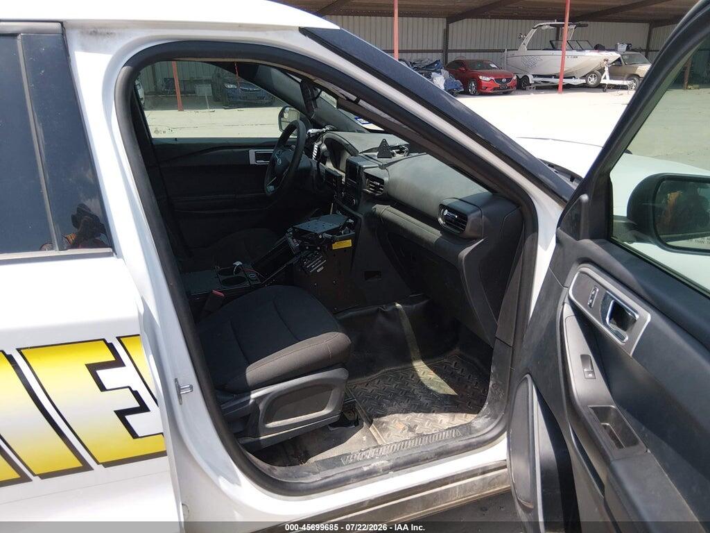 1FM5K8AB0LGC51137 2020 FORD POLICE INTERCEPTOR UTILITY photo no. 5