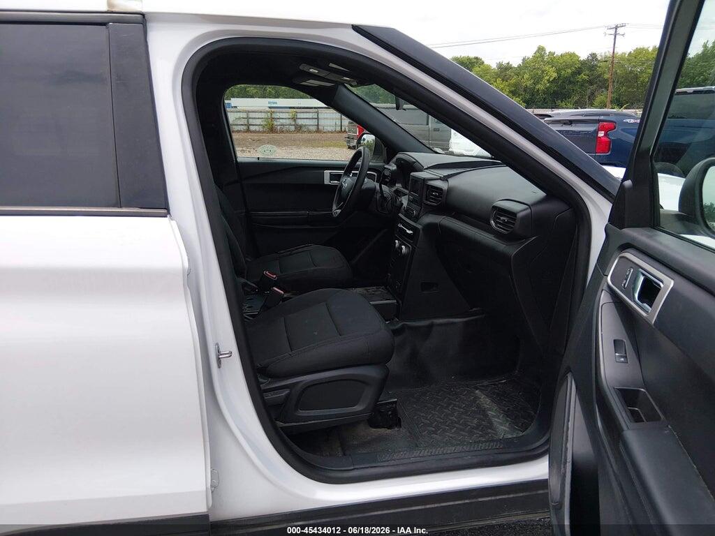 1FM5K8AB2LGC68408 2020 FORD POLICE INTERCEPTOR UTILITY photo no. 5
