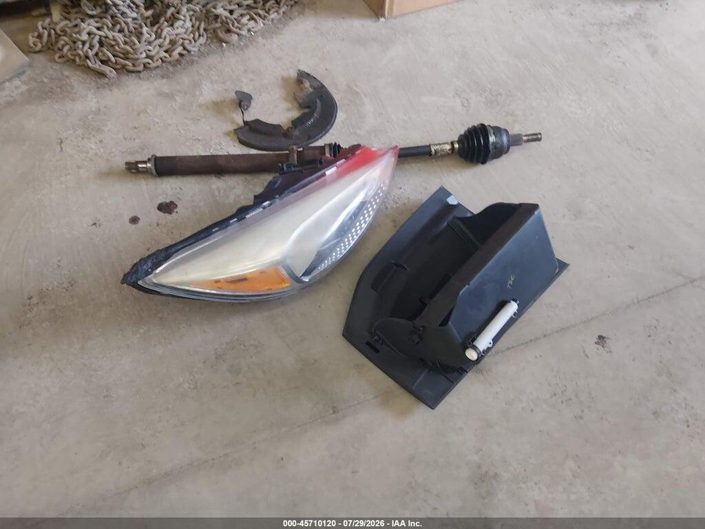 1FADP3F26FL372107 2015 FORD FOCUS photo no. 11