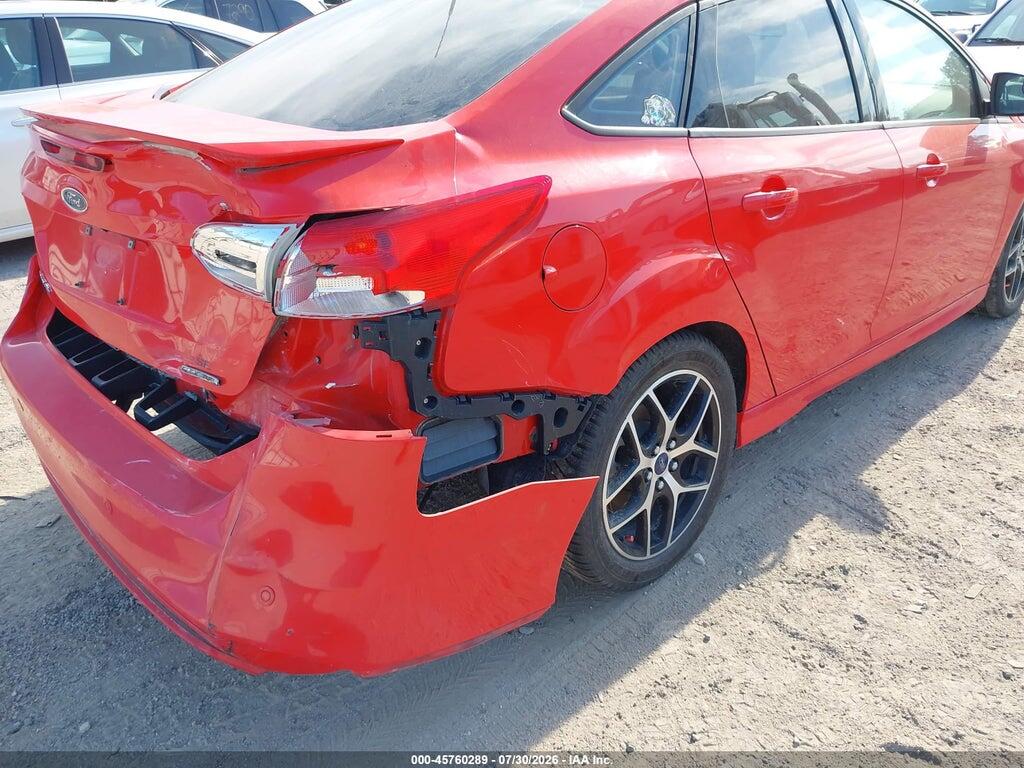 1FADP3F26FL322632 2015 FORD FOCUS photo no. 4