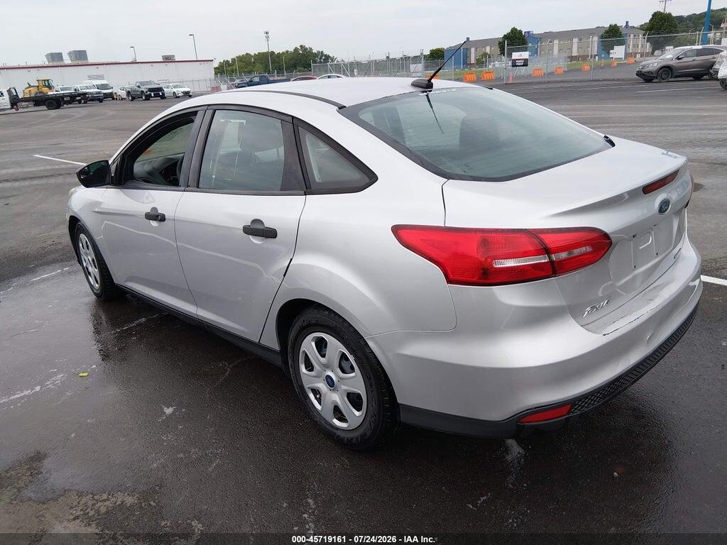 1FADP3E22FL264262 2015 FORD FOCUS photo no. 3