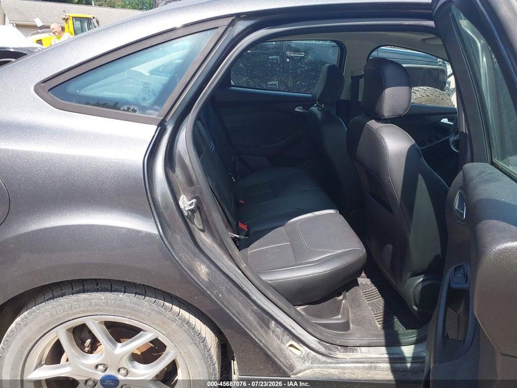 1FADP3F21FL217481 2015 FORD FOCUS photo no. 8