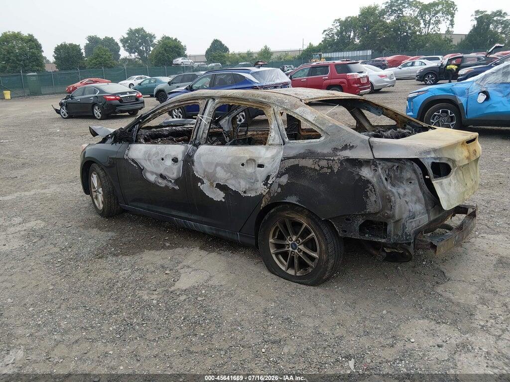 1FADP3F27FL344462 2015 FORD FOCUS photo no. 3