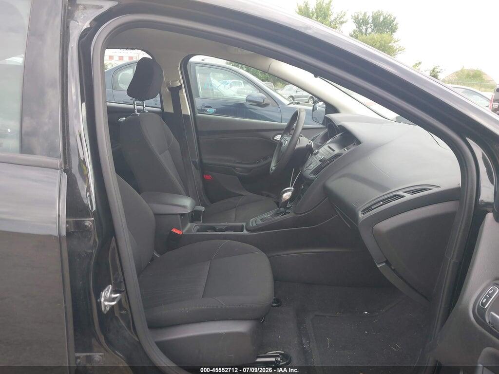 1FADP3F22FL368071 2015 FORD FOCUS photo no. 5