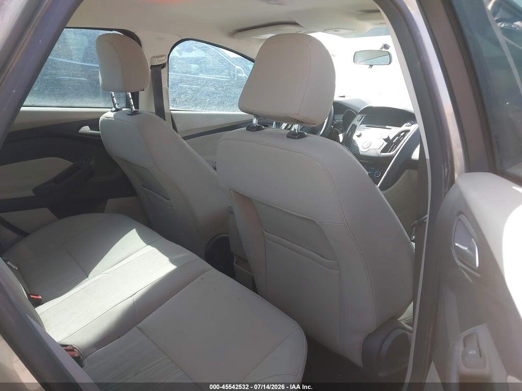 1FADP3F28FL261249 2015 FORD FOCUS photo no. 8