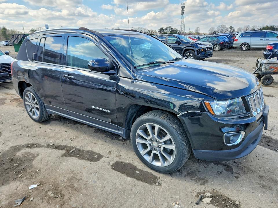 2017 JEEP COMPASS LATITUDE — Фото 4 из 12