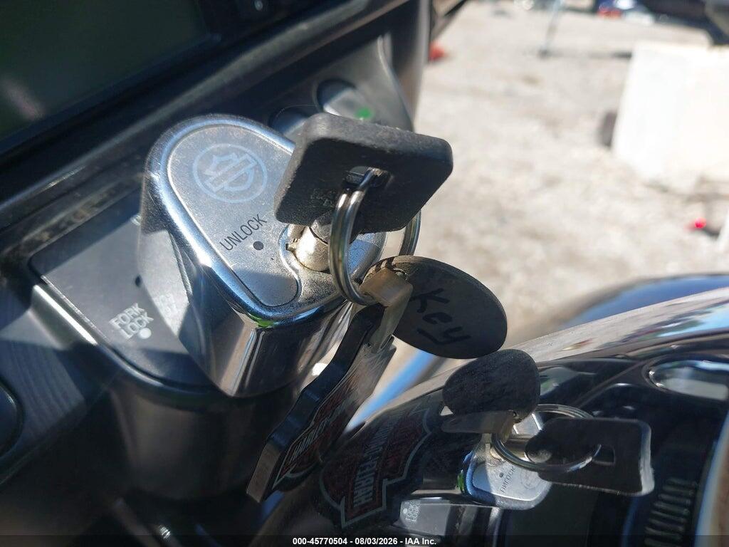 1HD1KBM12DB600668 2013 HARLEY-DAVIDSON FLHX photo no. 11