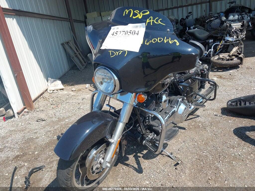 1HD1KBM12DB600668 2013 HARLEY-DAVIDSON FLHX photo no. 2
