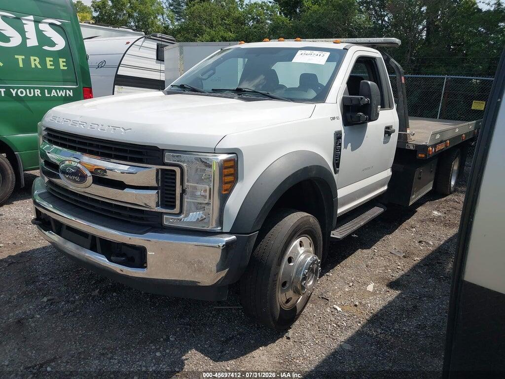 1FDUF5GY2KEE07151 2019 FORD F-550 CHASSIS photo no. 2