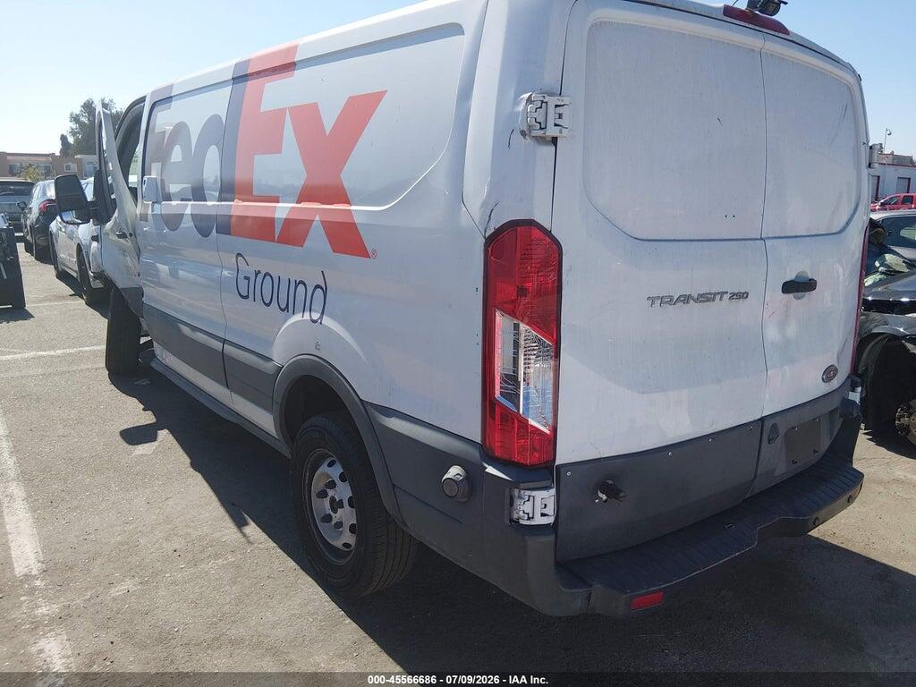 1FTNR2ZM8FKA68962 2015 FORD TRANSIT-250 photo no. 3