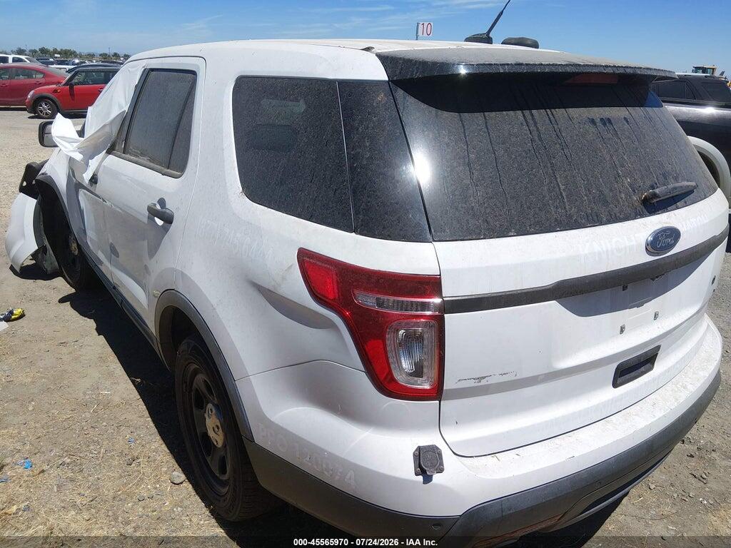 1FM5K8AR3FGB75740 2015 FORD UTILITY POLICE INTERCEPTOR photo no. 3