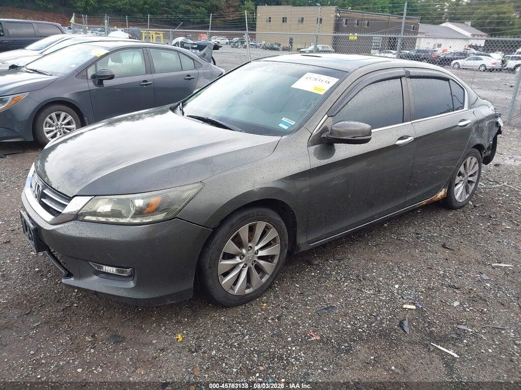 1HGCR2F85DA038773 2013 HONDA ACCORD photo no. 2