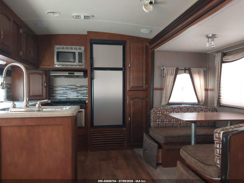 4X4TSBD25FU077540 2015 FOREST RIVER HEMISPHERE LITE SERI photo no. 8
