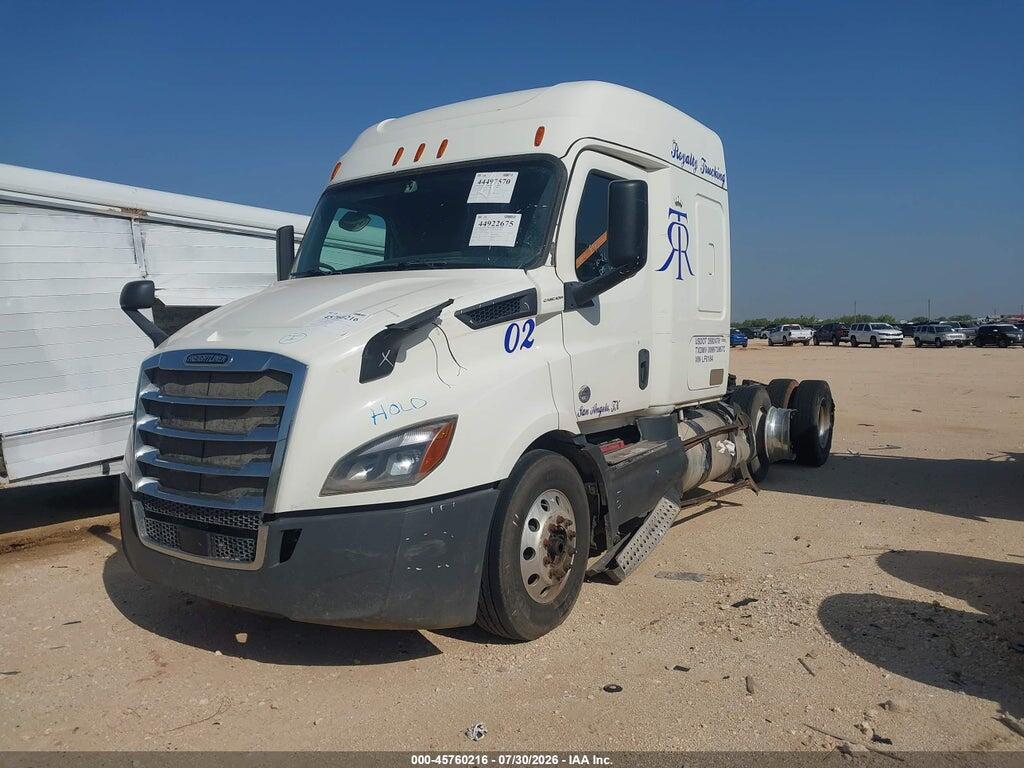 3AKJHPDV9LSLF0184 2020 FREIGHTLINER NEW CASCADIA 116 photo no. 2