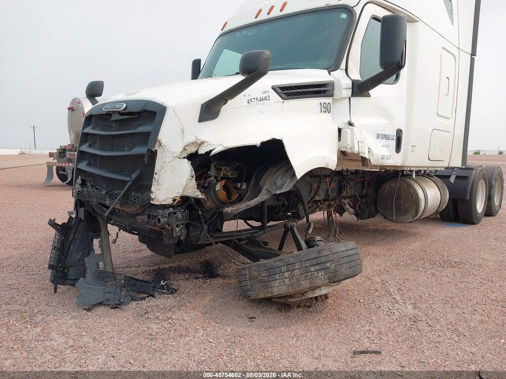 3AKJHHDV7LSLT7234 2020 FREIGHTLINER NEW CASCADIA 126 photo no. 10