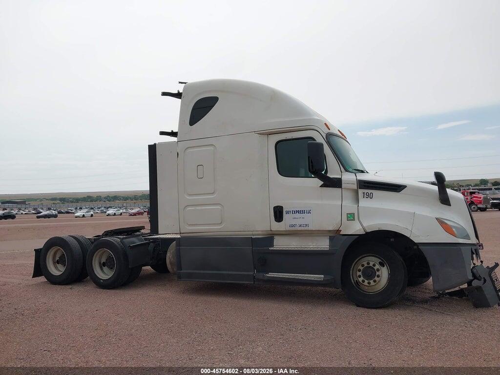 3AKJHHDV7LSLT7234 2020 FREIGHTLINER NEW CASCADIA 126 photo no. 12