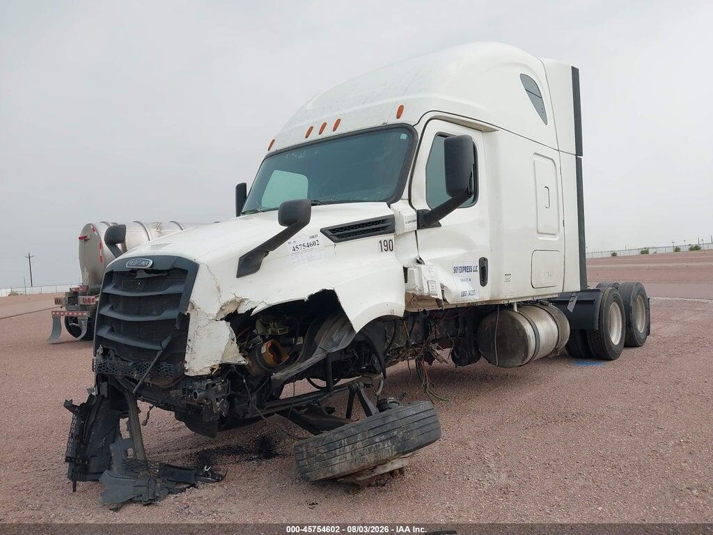 3AKJHHDV7LSLT7234 2020 FREIGHTLINER NEW CASCADIA 126 photo no. 2