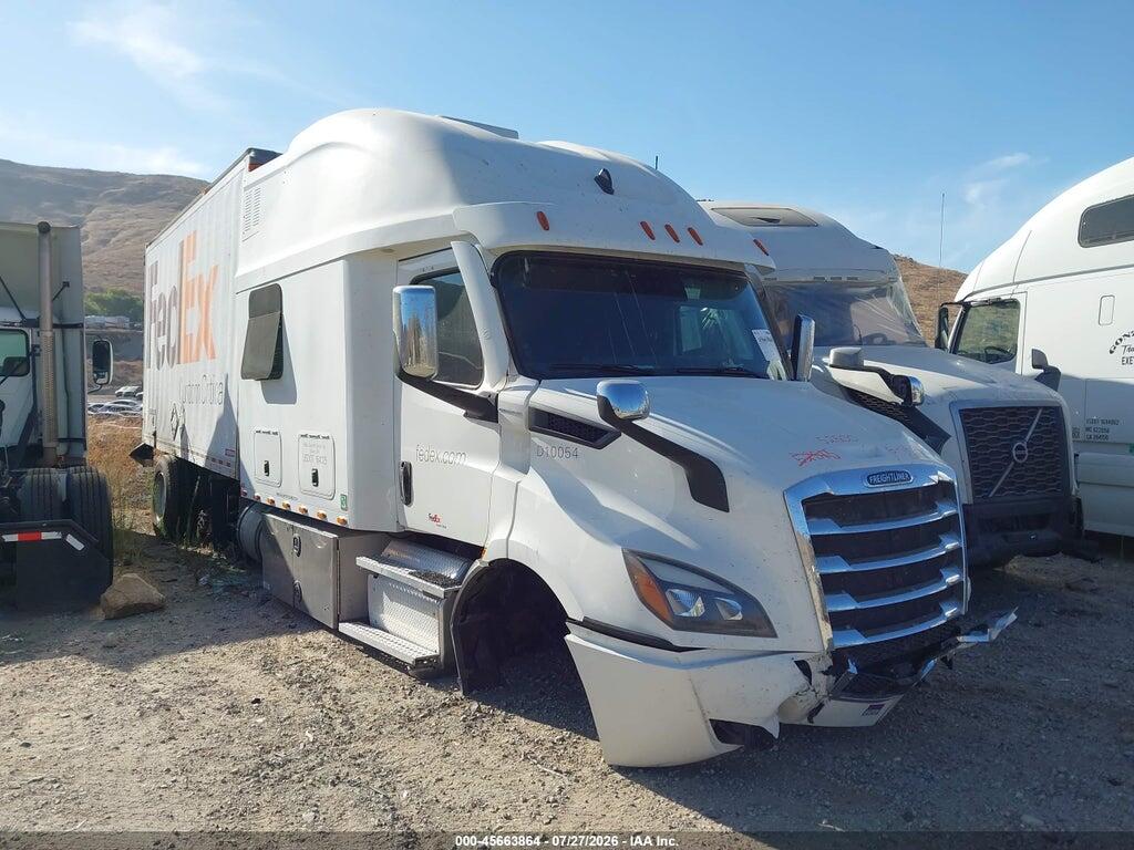 2020 FREIGHTLINER NEW CASCADIA 116 3ALHHTDV3LSMG7374