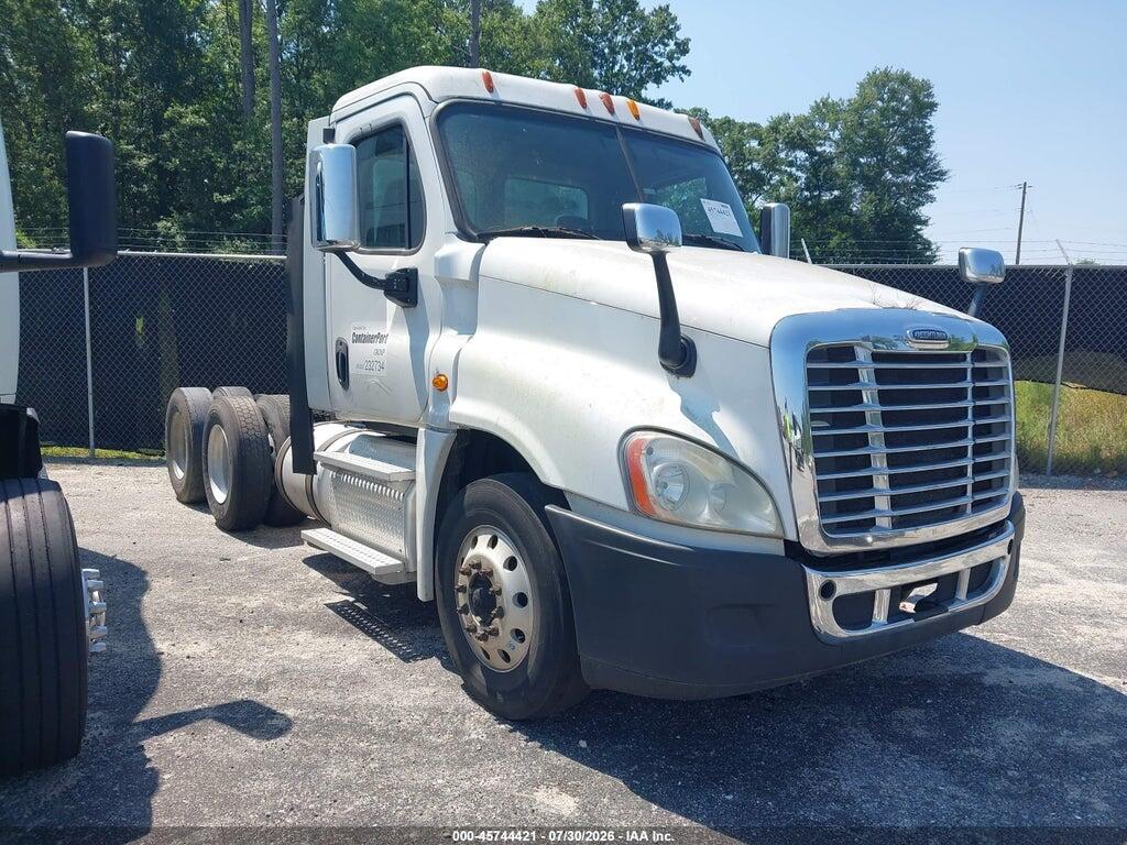 3AKJGEDV5FSGL1109 2015 FREIGHTLINER CASCADIA 125 photo no. 1