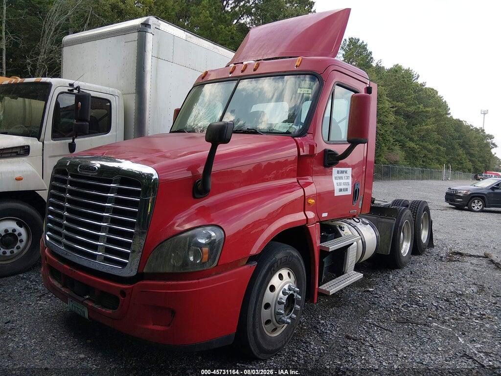 3AKJGEDV4FSGH7154 2015 FREIGHTLINER CASCADIA 125 photo no. 2