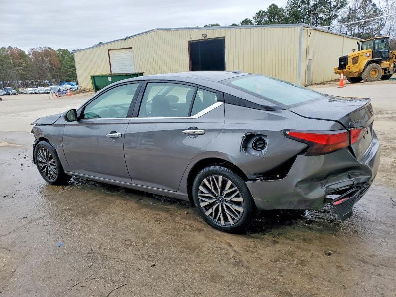 2025 NISSAN ALTIMA SV — Фото 2 из 12