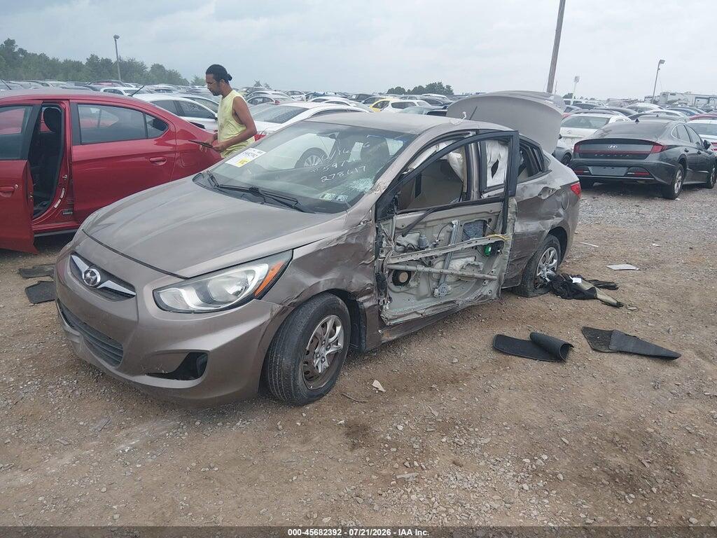 KMHCT4AE3DU278617 2013 HYUNDAI ACCENT photo no. 2