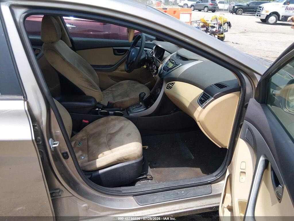 5NPDH4AEXDH179491 2013 HYUNDAI ELANTRA photo no. 5