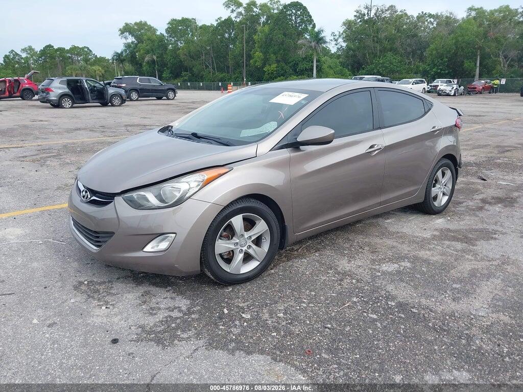 5NPDH4AE7DH178105 2013 HYUNDAI ELANTRA photo no. 2