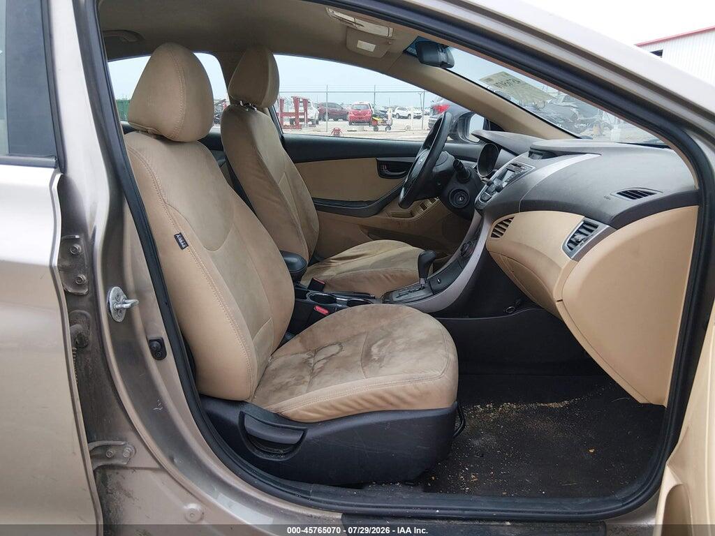 5NPDH4AE4DH368539 2013 HYUNDAI ELANTRA photo no. 5