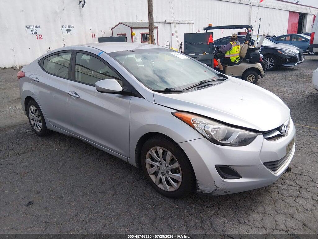 5NPDH4AE0DH223627 2013 HYUNDAI ELANTRA photo no. 1