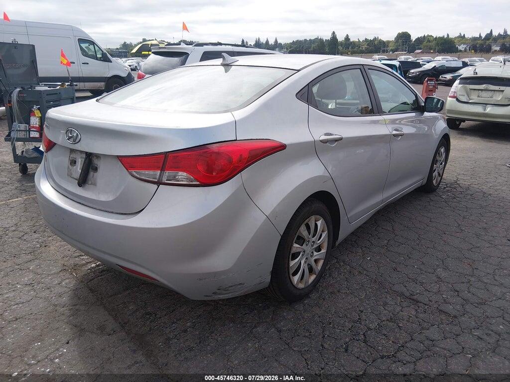 5NPDH4AE0DH223627 2013 HYUNDAI ELANTRA photo no. 4